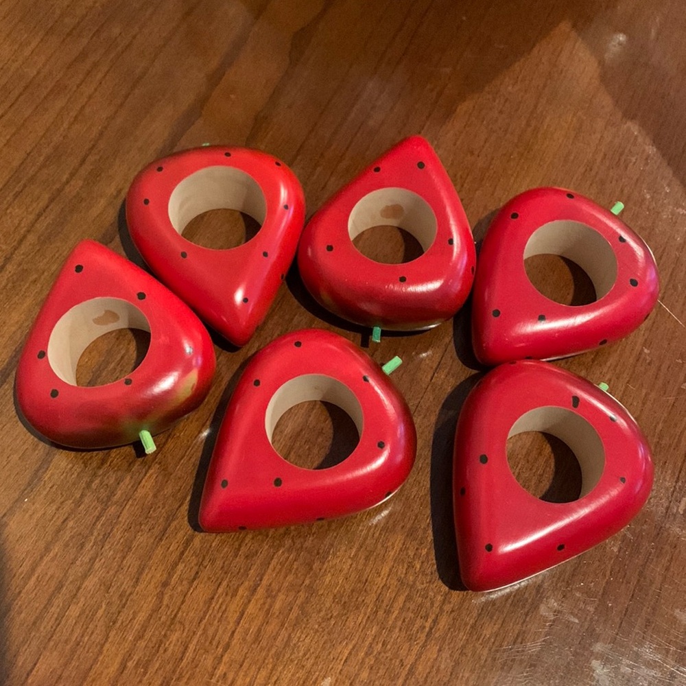 Set of 6 Strawberry Napkin Rings